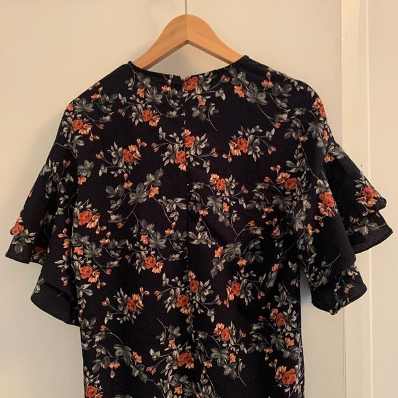 AOS Dress - Picture 4 of 5